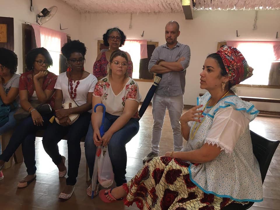 Arethuza Doria | Voz, Vez e Lugar