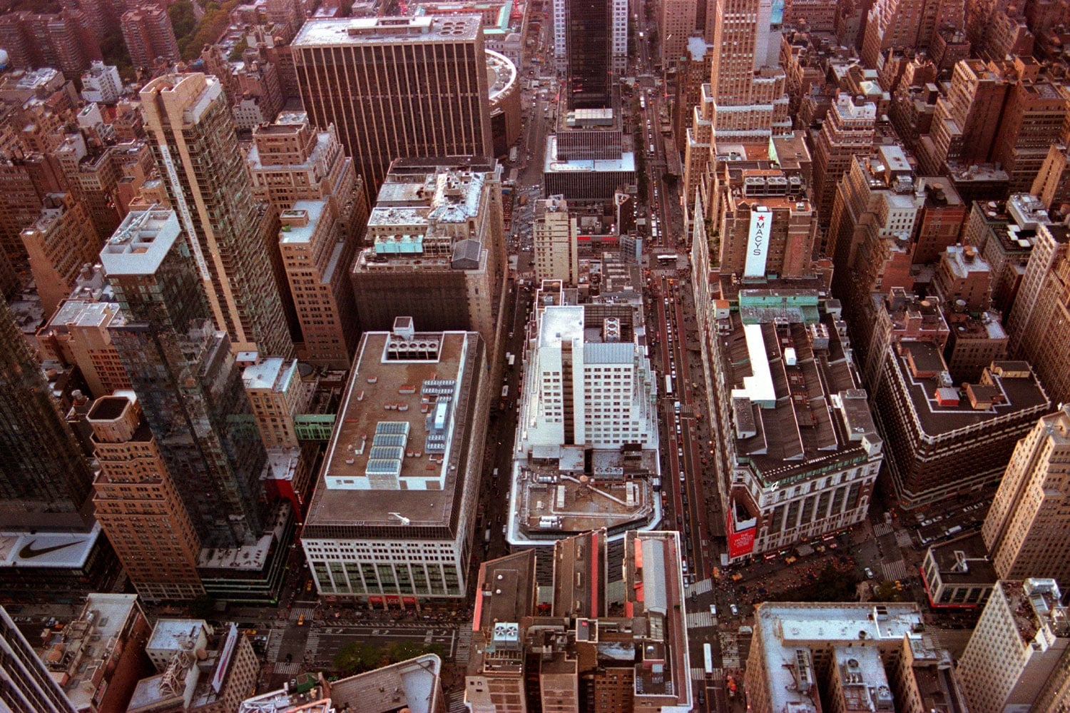 FRIDAY FLICK: NYC SONY A7S ii 